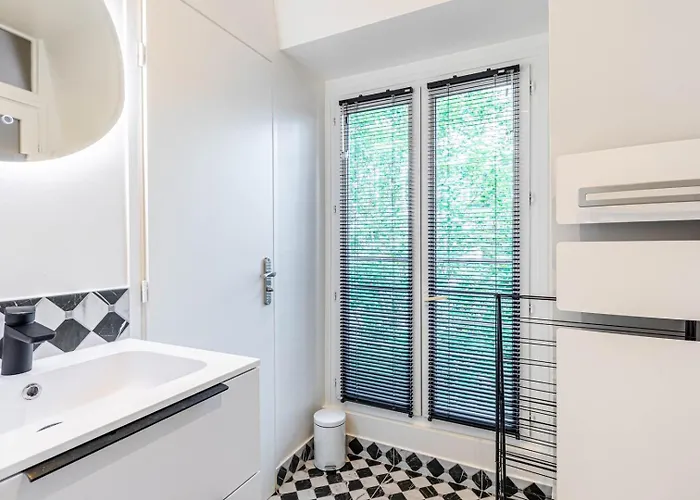 Guestready - Urban Hideout Near Montmartre * Paryż